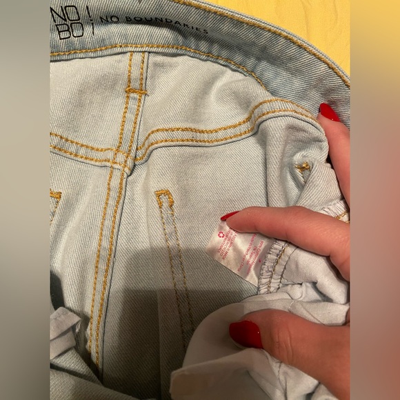 high waisted ripped jeans - Picture 4 of 9